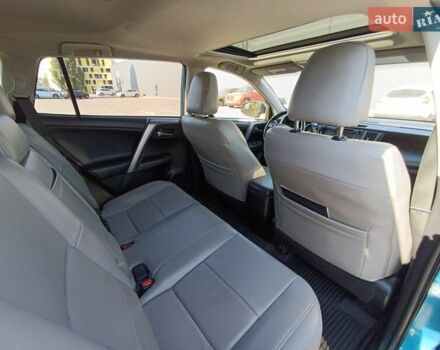 Тойота РАВ 4 2017 в Киеве на Automoto.ua Синий Тойота РАВ 4, объемом двигателя 2.49 л и пробегом 147 тыс. км за 20500 $, фото 30 на Automoto.ua