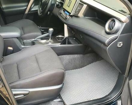 Тойота РАВ 4 2017 в Харькове на Automoto.ua Синий Тойота РАВ 4, объемом двигателя 2.5 л и пробегом 29 тыс. км за 27700 $, фото 9 на Automoto.ua