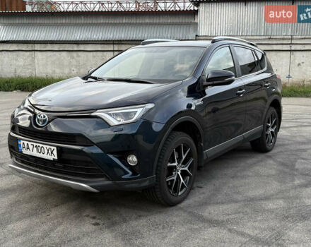 Тойота РАВ 4 2017 в Киеве на Automoto.ua Синий Тойота РАВ 4, объемом двигателя 2.49 л и пробегом 71 тыс. км за 25900 $, фото 1 на Automoto.ua