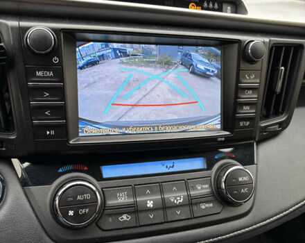 Тойота РАВ 4 2017 в Киеве на Automoto.ua Синий Тойота РАВ 4, объемом двигателя 2.49 л и пробегом 71 тыс. км за 25900 $, фото 23 на Automoto.ua