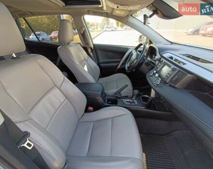 Тойота РАВ 4 2017 в Киеве на Automoto.ua Синий Тойота РАВ 4, объемом двигателя 2.49 л и пробегом 147 тыс. км за 20500 $, фото 23 на Automoto.ua