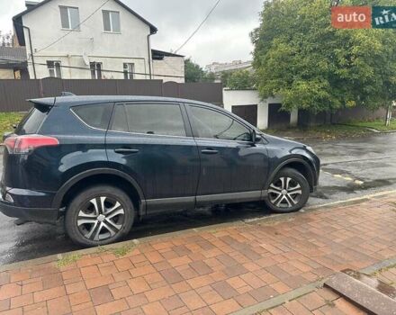 Тойота РАВ 4 2017 в Виннице на Automoto.ua Синий Тойота РАВ 4, объемом двигателя 1.99 л и пробегом 104 тыс. км за 20000 $, фото 1 на Automoto.ua