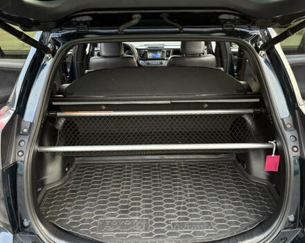 Тойота РАВ 4 2017 в Киеве на Automoto.ua Синий Тойота РАВ 4, объемом двигателя 2.49 л и пробегом 71 тыс. км за 25900 $, фото 30 на Automoto.ua