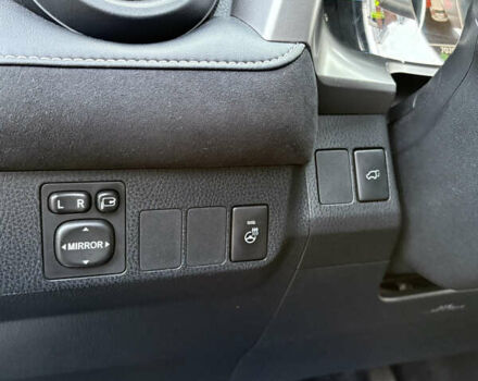 Тойота РАВ 4 2017 в Киеве на Automoto.ua Синий Тойота РАВ 4, объемом двигателя 2.49 л и пробегом 71 тыс. км за 25900 $, фото 21 на Automoto.ua