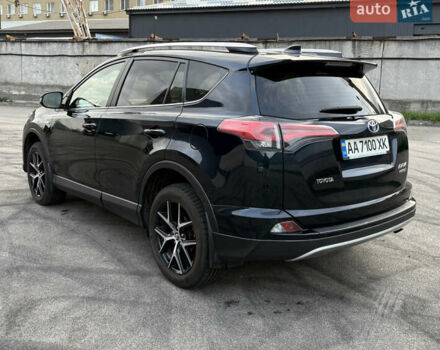 Тойота РАВ 4 2017 в Киеве на Automoto.ua Синий Тойота РАВ 4, объемом двигателя 2.49 л и пробегом 71 тыс. км за 25900 $, фото 3 на Automoto.ua