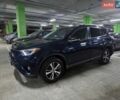 Синий Тойота РАВ 4, объемом двигателя 2.49 л и пробегом 180 тыс. км за 17000 $, фото 1 на Automoto.ua