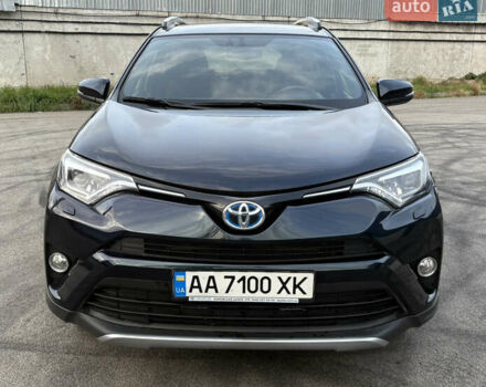 Тойота РАВ 4 2017 в Киеве на Automoto.ua Синий Тойота РАВ 4, объемом двигателя 2.49 л и пробегом 71 тыс. км за 25900 $, фото 2 на Automoto.ua