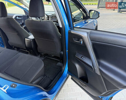 Синій Тойота РАВ 4, об'ємом двигуна 2.49 л та пробігом 77 тис. км за 18600 $, фото 20 на Automoto.ua