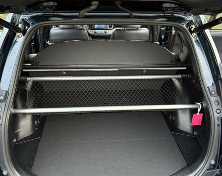 Тойота РАВ 4 2017 в Киеве на Automoto.ua Синий Тойота РАВ 4, объемом двигателя 2.49 л и пробегом 71 тыс. км за 25900 $, фото 31 на Automoto.ua