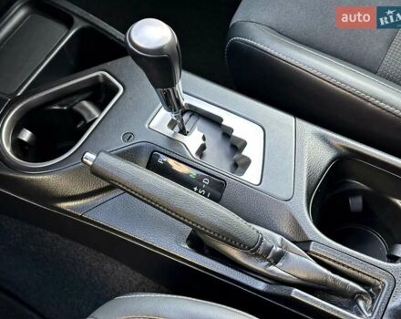 Синий Тойота РАВ 4, объемом двигателя 2.49 л и пробегом 99 тыс. км за 25700 $, фото 58 на Automoto.ua