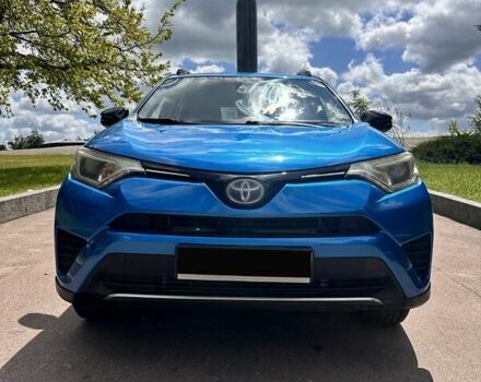 Синий Тойота РАВ 4, объемом двигателя 2.49 л и пробегом 220 тыс. км за 20600 $, фото 1 на Automoto.ua