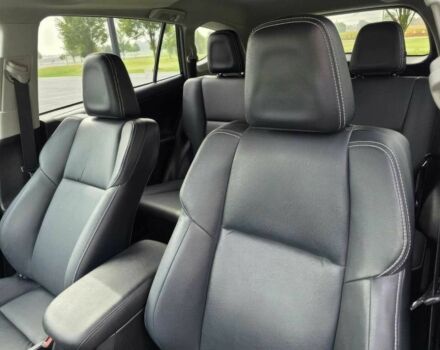 Тойота РАВ 4 2018 в Кропивницком (Кировограде) на Automoto.ua Синий Тойота РАВ 4, объемом двигателя 2.5 л и пробегом 36 тыс. км за 14000 $, фото 9 на Automoto.ua