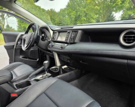 Тойота РАВ 4 2018 в Кропивницком (Кировограде) на Automoto.ua Синий Тойота РАВ 4, объемом двигателя 2.5 л и пробегом 36 тыс. км за 14000 $, фото 7 на Automoto.ua