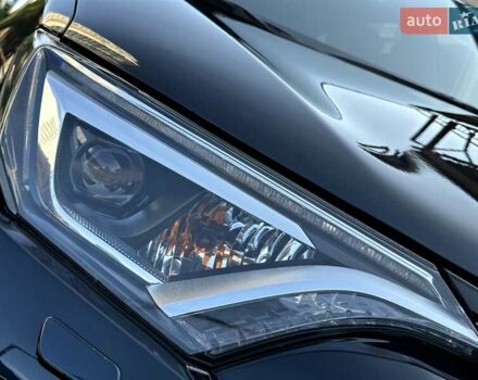 Синий Тойота РАВ 4, объемом двигателя 2.49 л и пробегом 99 тыс. км за 25700 $, фото 8 на Automoto.ua