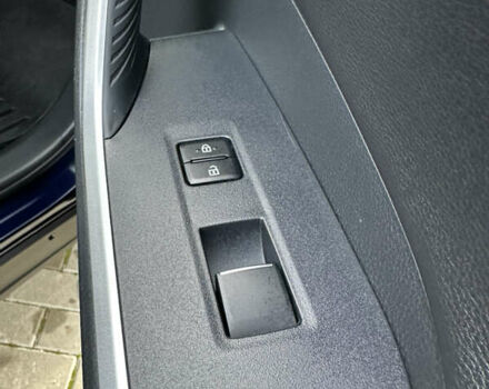 Синий Тойота РАВ 4, объемом двигателя 2.49 л и пробегом 110 тыс. км за 29999 $, фото 105 на Automoto.ua