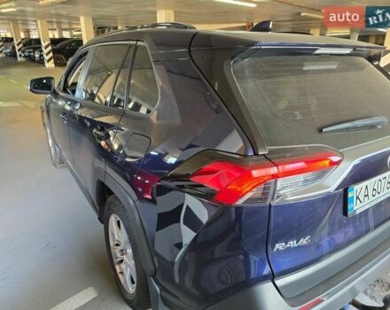 Синій Тойота РАВ 4, об'ємом двигуна 1.99 л та пробігом 165 тис. км за 30000 $, фото 5 на Automoto.ua