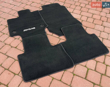 Синий Тойота РАВ 4, объемом двигателя 2.5 л и пробегом 145 тыс. км за 42500 $, фото 60 на Automoto.ua