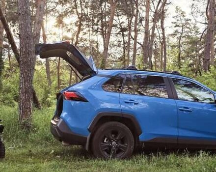 Синій Тойота РАВ 4, об'ємом двигуна 2.49 л та пробігом 70 тис. км за 26000 $, фото 3 на Automoto.ua