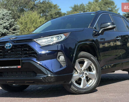 Тойота РАВ 4 2021 в Днепре (Днепропетровске) на Automoto.ua Синий Тойота РАВ 4, объемом двигателя 2.5 л и пробегом 101 тыс. км за 31000 $, фото 1 на Automoto.ua