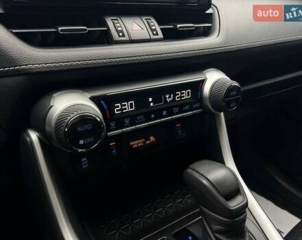 Синий Тойота РАВ 4, объемом двигателя 2.5 л и пробегом 19 тыс. км за 35500 $, фото 17 на Automoto.ua