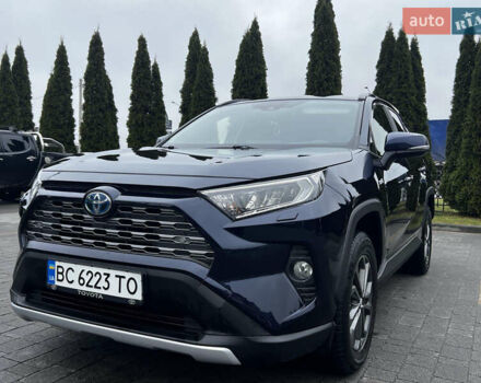 Синий Тойота РАВ 4, объемом двигателя 2.49 л и пробегом 95 тыс. км за 32700 $, фото 1 на Automoto.ua