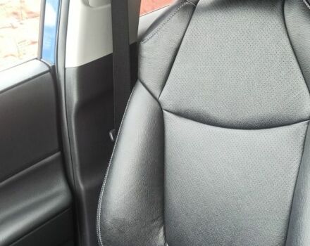 Синий Тойота РАВ 4, объемом двигателя 2.5 л и пробегом 19 тыс. км за 38600 $, фото 7 на Automoto.ua