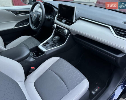 Синий Тойота РАВ 4, объемом двигателя 2.5 л и пробегом 1 тыс. км за 29700 $, фото 23 на Automoto.ua