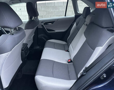 Синий Тойота РАВ 4, объемом двигателя 2.5 л и пробегом 1 тыс. км за 29700 $, фото 33 на Automoto.ua