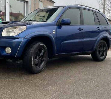 Тойота РАВ 4 2004 у Києві на Automoto.ua Синій Тойота РАВ 4, об'ємом двигуна 2 л та пробігом 273 тис. км за 4483 $, фото 1 на Automoto.ua
