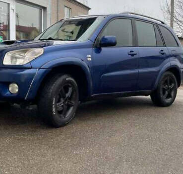 Синий Тойота РАВ 4, объемом двигателя 2 л и пробегом 273 тыс. км за 4483 $, фото 1 на Automoto.ua