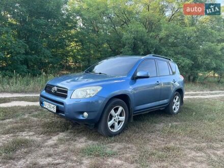 Тойота РАВ 4 2005 в Богодухове на Automoto.ua Синий Тойота РАВ 4, объемом двигателя 2 л и пробегом 236 тыс. км за 8800 $, фото 1 на Automoto.ua