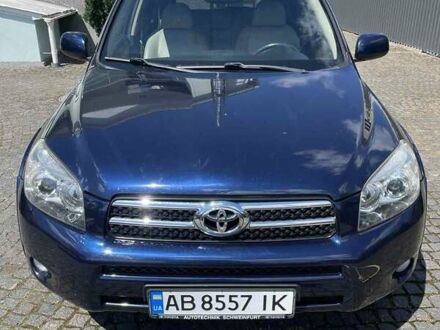 Синій Тойота РАВ 4, об'ємом двигуна 2.2 л та пробігом 150 тис. км за 8500 $, фото 1 на Automoto.ua