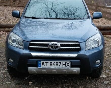 Синий Тойота РАВ 4, объемом двигателя 2.2 л и пробегом 290 тыс. км за 9400 $, фото 1 на Automoto.ua