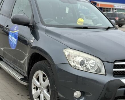 Синий Тойота РАВ 4, объемом двигателя 2.2 л и пробегом 199 тыс. км за 5001 $, фото 1 на Automoto.ua