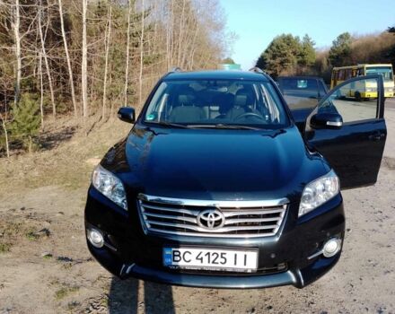 Синий Тойота РАВ 4, объемом двигателя 2.2 л и пробегом 140 тыс. км за 15000 $, фото 1 на Automoto.ua