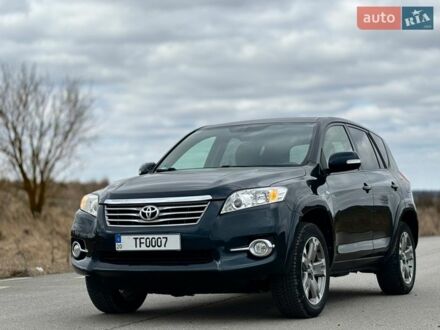 Синий Тойота РАВ 4, объемом двигателя 2.2 л и пробегом 232 тыс. км за 11700 $, фото 1 на Automoto.ua