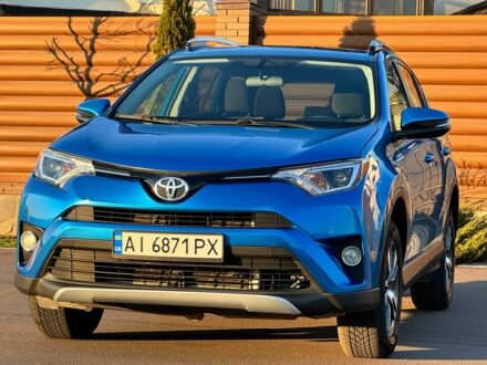 Тойота РАВ 4 2016 в Киеве на Automoto.ua Синий Тойота РАВ 4, объемом двигателя 2.5 л и пробегом 124 тыс. км за 17500 $, фото 1 на Automoto.ua