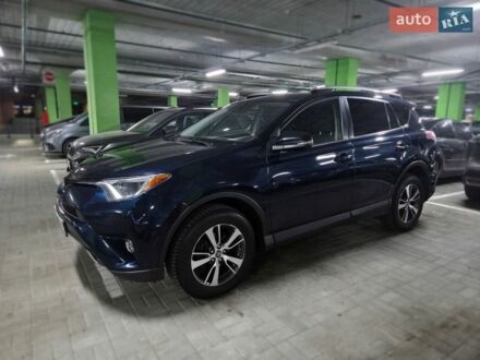Синій Тойота РАВ 4, об'ємом двигуна 2.49 л та пробігом 180 тис. км за 18500 $, фото 1 на Automoto.ua