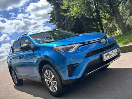 Тойота РАВ 4 2018 в Житомире на Automoto.ua Синий Тойота РАВ 4, объемом двигателя 2.49 л и пробегом 217 тыс. км за 20900 $, фото 1 на Automoto.ua