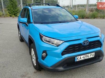 Тойота РАВ 4 2020 у Києві на Automoto.ua Синій Тойота РАВ 4, об'ємом двигуна 2.49 л та пробігом 205 тис. км за 31000 $, фото 1 на Automoto.ua