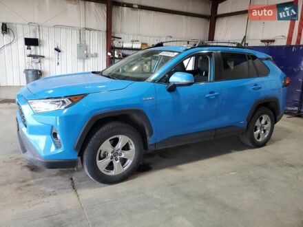 Тойота РАВ 4 2020 в Луцке на Automoto.ua Синий Тойота РАВ 4, объемом двигателя 2.49 л и пробегом 130 тыс. км за 10000 $, фото 1 на Automoto.ua