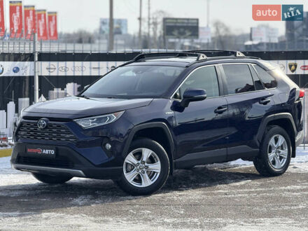 Тойота РАВ 4 2021 в Киеве на Automoto.ua Синий Тойота РАВ 4, объемом двигателя 2.49 л и пробегом 68 тыс. км за 28500 $, фото 1 на Automoto.ua