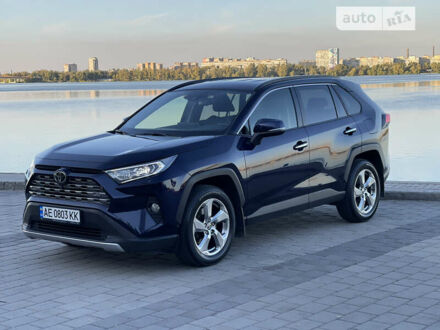Тойота РАВ 4 2021 у Дніпро (Дніпропетровську) на Automoto.ua Синій Тойота РАВ 4, об'ємом двигуна 1.99 л та пробігом 99 тис. км за 33999 $, фото 1 на Automoto.ua