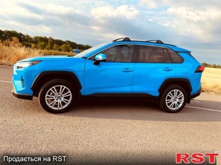 Синий Тойота РАВ 4, объемом двигателя 2.5 л и пробегом 14 тыс. км за 30000 $, фото 1 на Automoto.ua