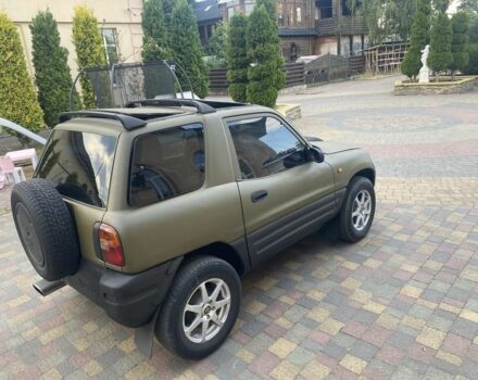 Зелений Тойота РАВ 4, об'ємом двигуна 2 л та пробігом 200 тис. км за 4200 $, фото 12 на Automoto.ua