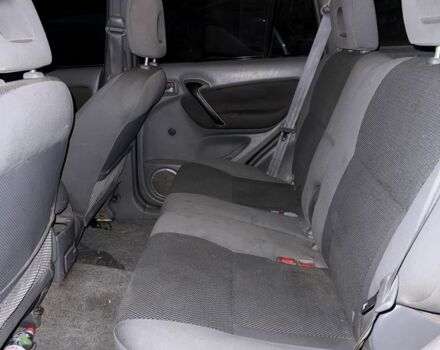 Зеленый Тойота РАВ 4, объемом двигателя 2 л и пробегом 360 тыс. км за 4500 $, фото 6 на Automoto.ua