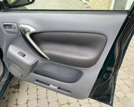 Зеленый Тойота РАВ 4, объемом двигателя 0 л и пробегом 350 тыс. км за 2400 $, фото 17 на Automoto.ua