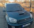 Зеленый Тойота РАВ 4, объемом двигателя 2 л и пробегом 255 тыс. км за 4000 $, фото 1 на Automoto.ua