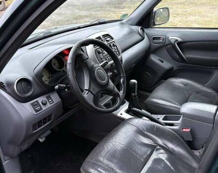 Зеленый Тойота РАВ 4, объемом двигателя 2 л и пробегом 355 тыс. км за 6200 $, фото 6 на Automoto.ua