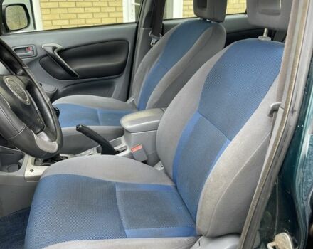 Зеленый Тойота РАВ 4, объемом двигателя 2 л и пробегом 350 тыс. км за 3200 $, фото 10 на Automoto.ua